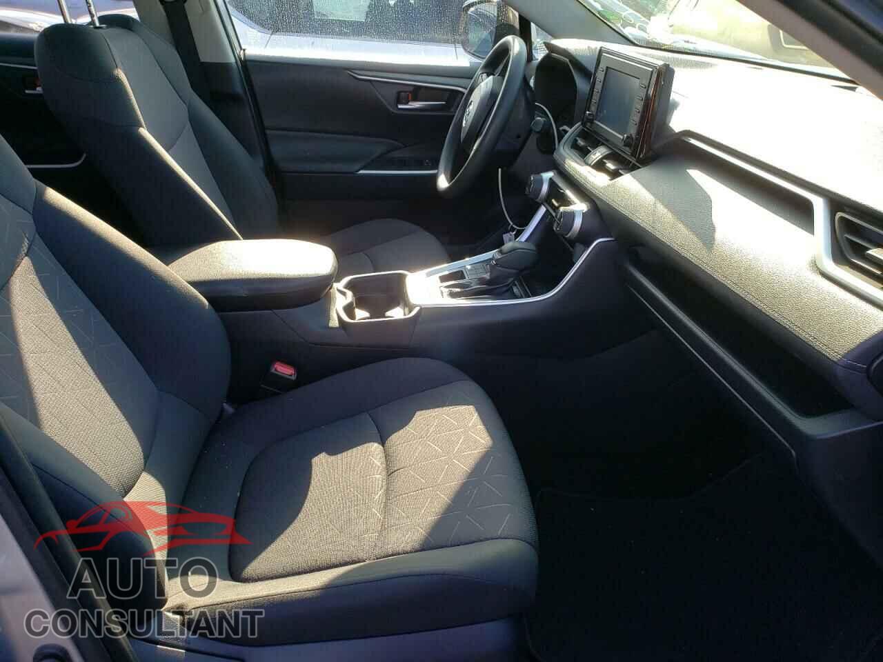 TOYOTA RAV4 2019 - JTMP1RFV1KD013063