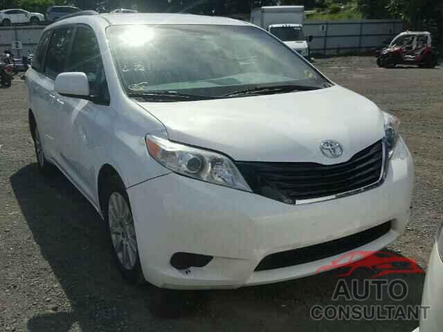 TOYOTA SIENNA 2015 - 5TDJK3DCXFS097752