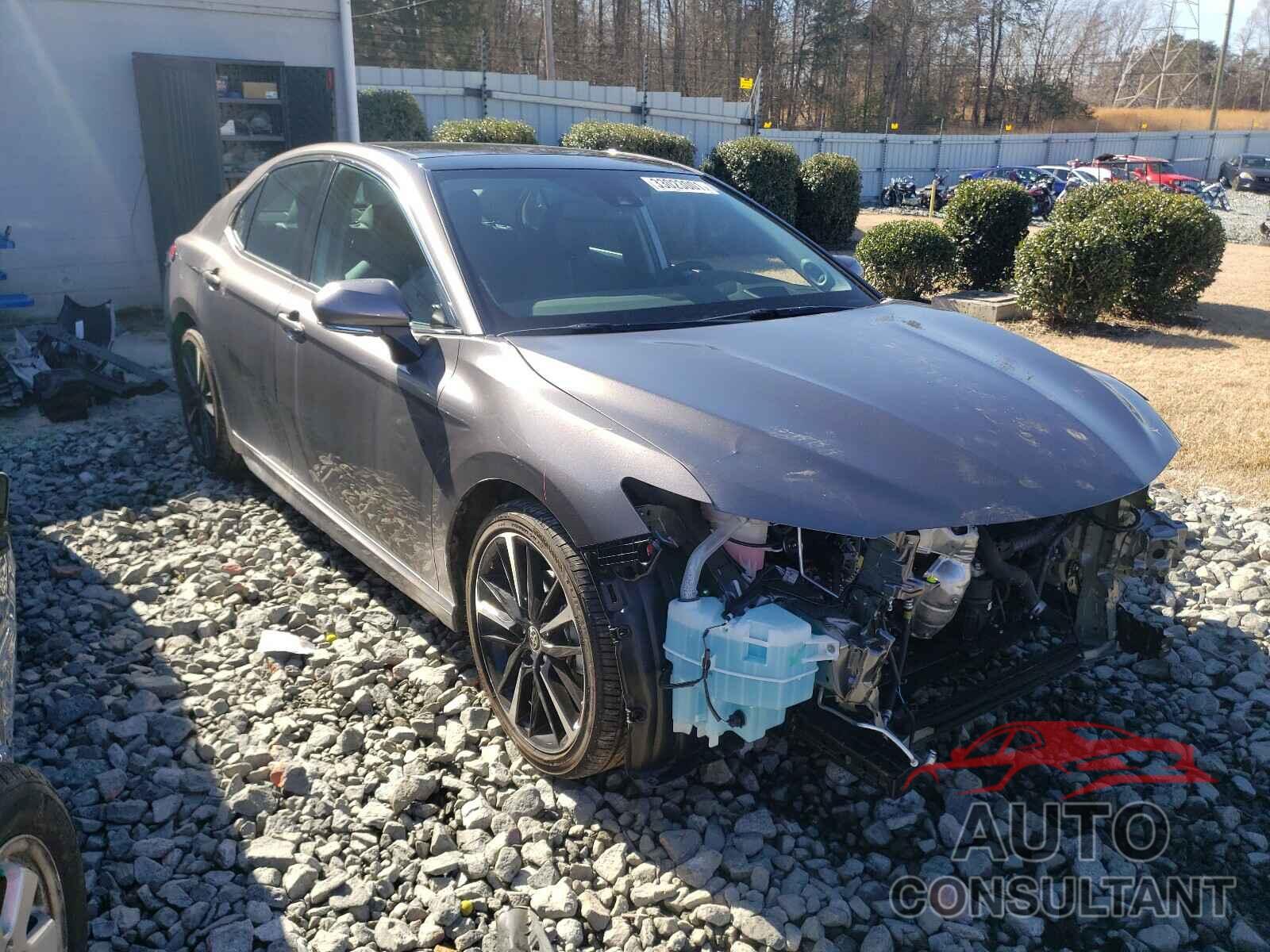 TOYOTA CAMRY 2020 - 4T1KZ1AK4LU044693