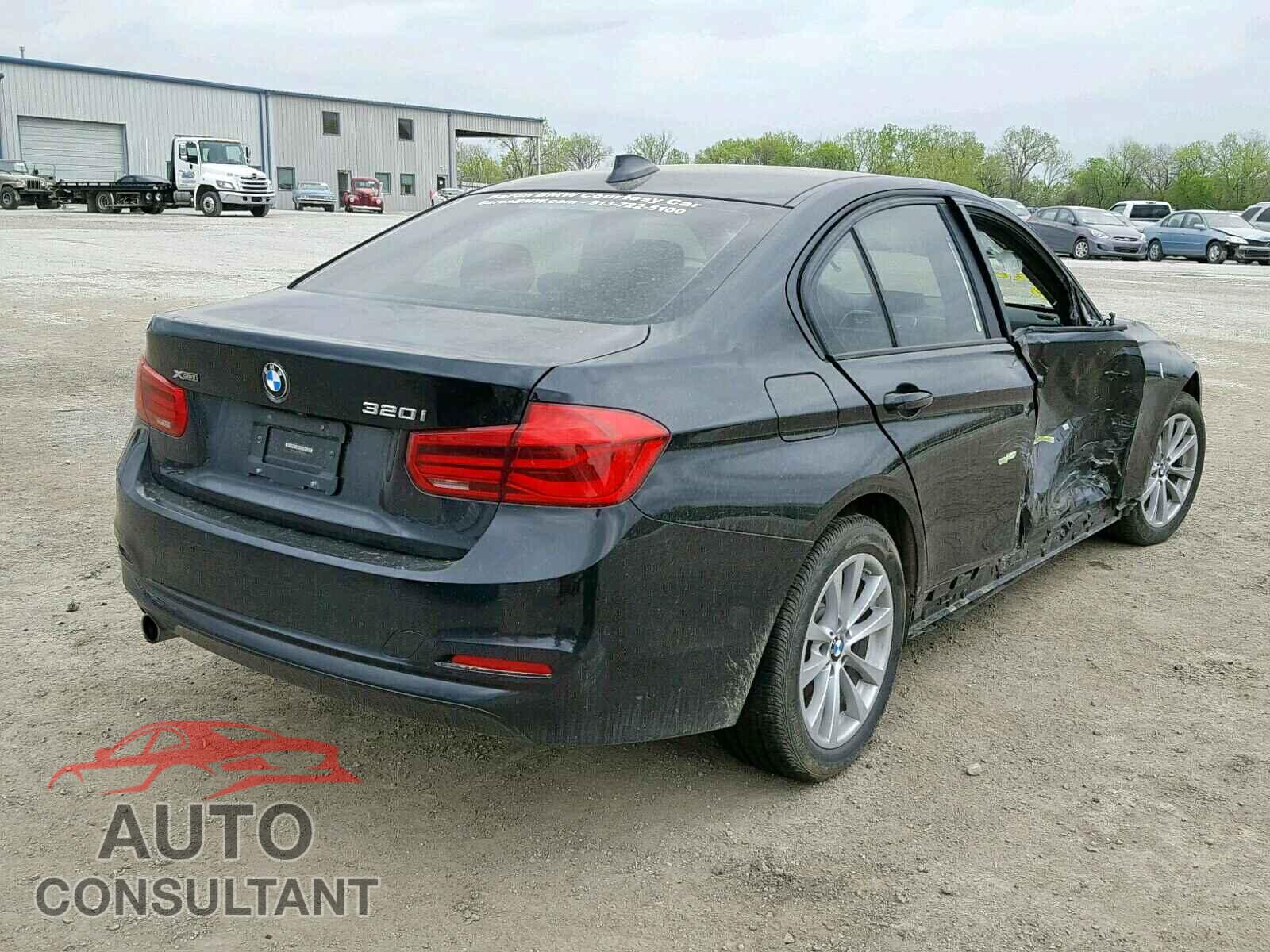 BMW 3 SERIES 2018 - 2C4RDGCG6KR775103