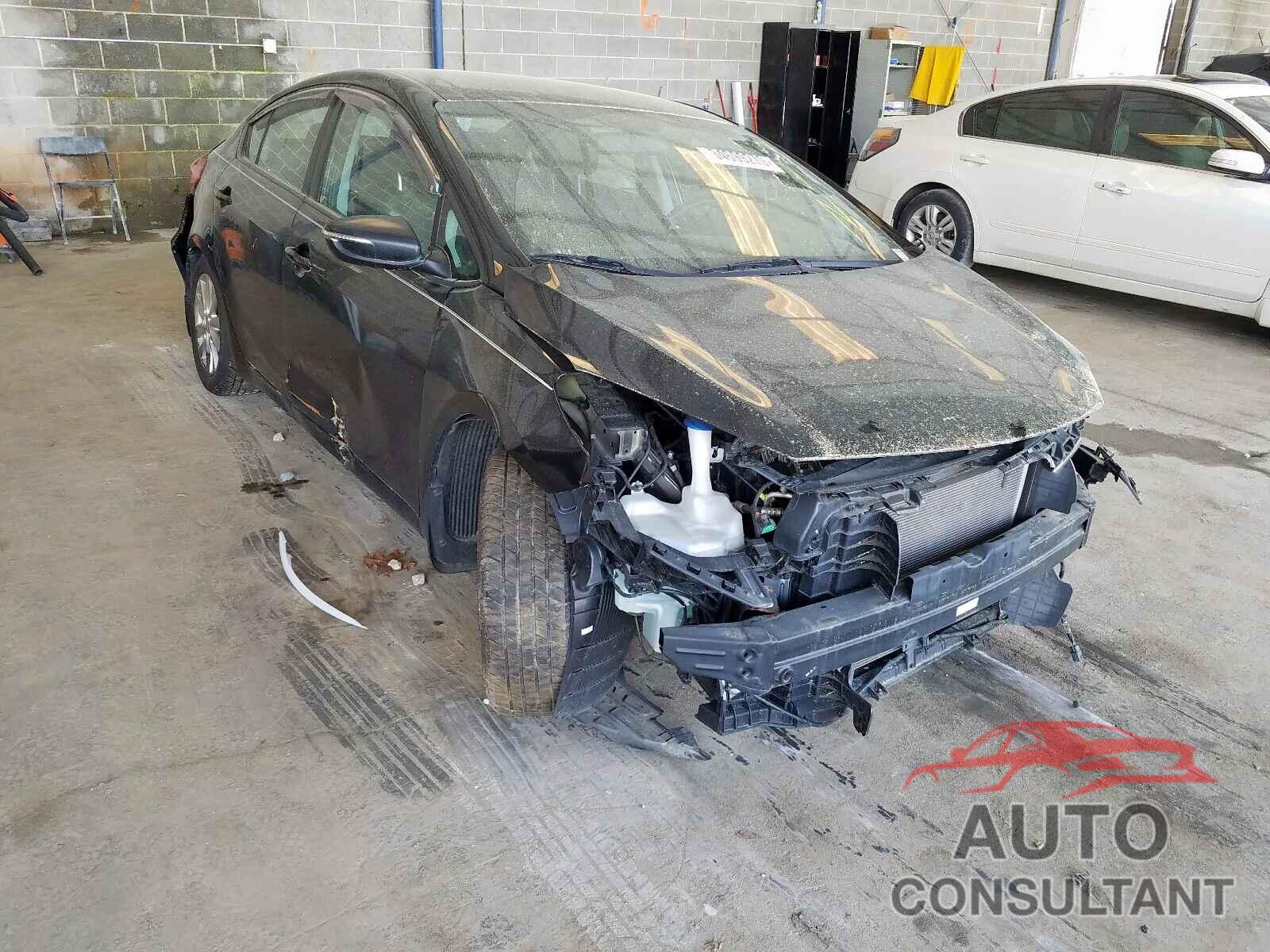 KIA FORTE 2016 - KNAFX4A6XG5502833