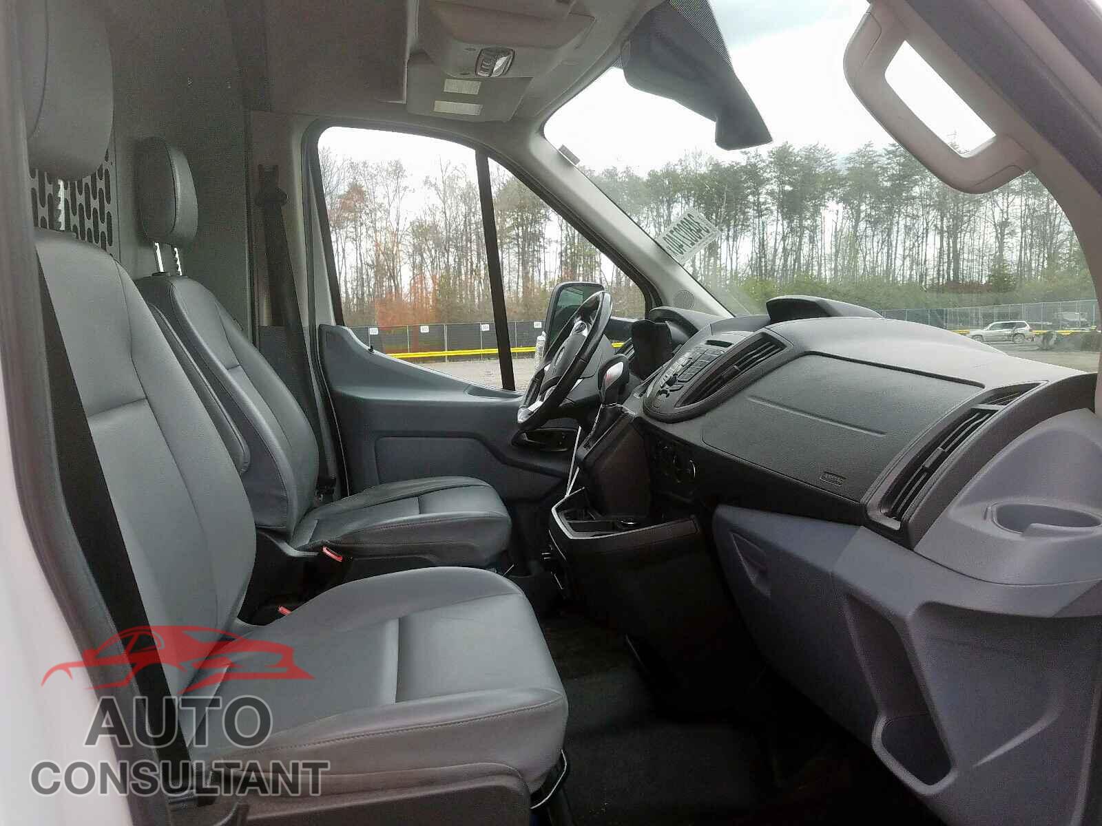 FORD TRANSIT CO 2017 - 1FTYR2CG9HKB46104