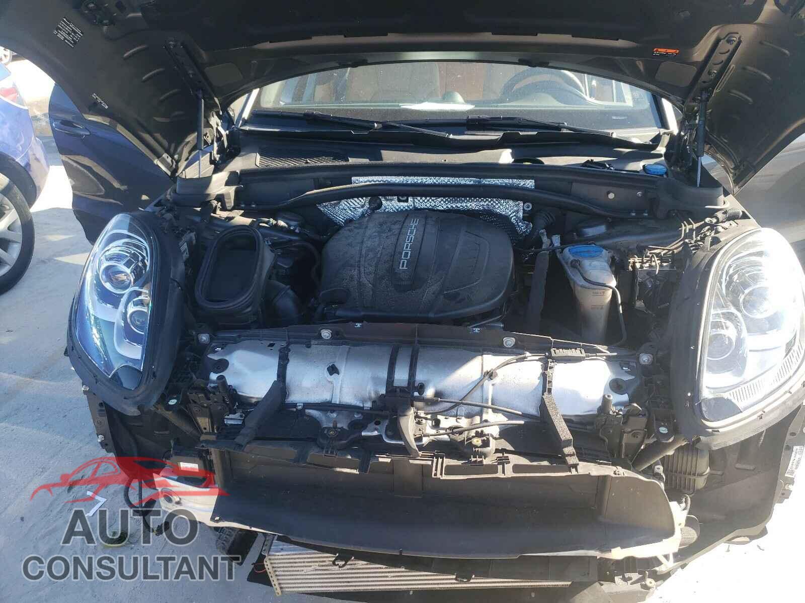 PORSCHE MACAN 2018 - WP1AA2A58JLB16732