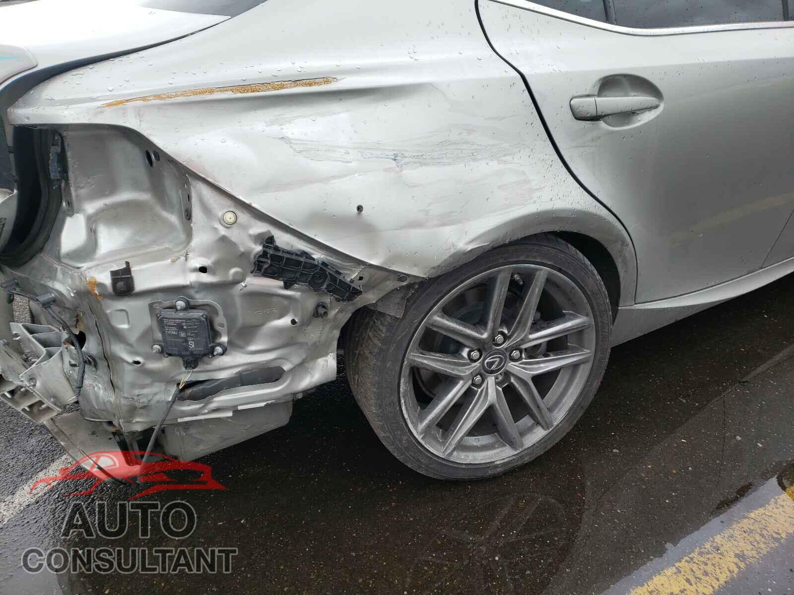 LEXUS IS 2017 - JTHBA1D21H5042004