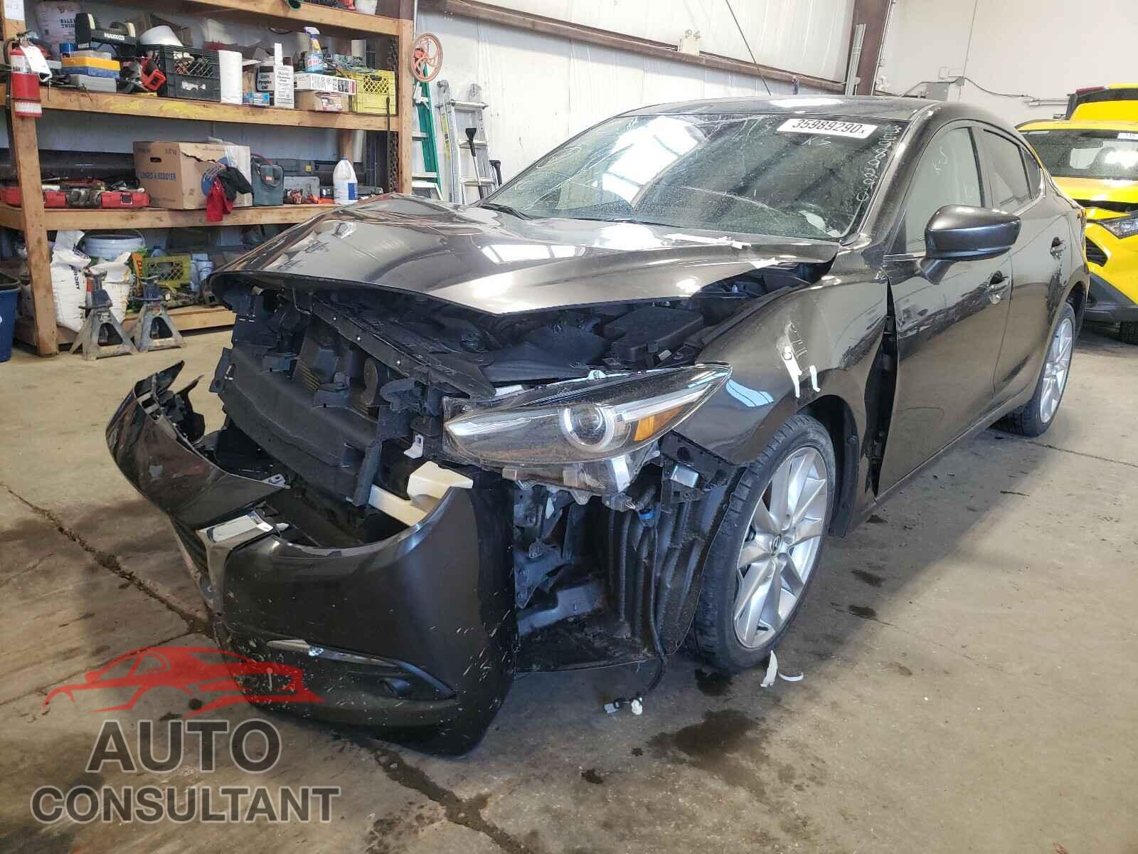 MAZDA 3 2017 - JM1BN1W33H1121340