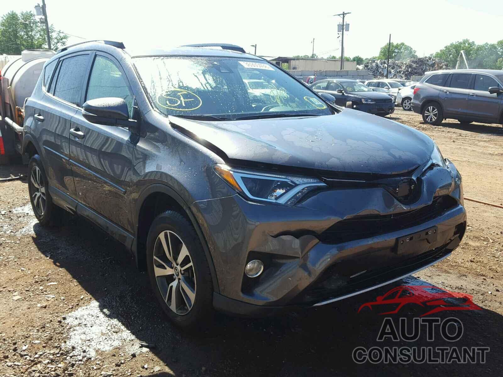 TOYOTA RAV4 2017 - JTMRFREVXHD210866