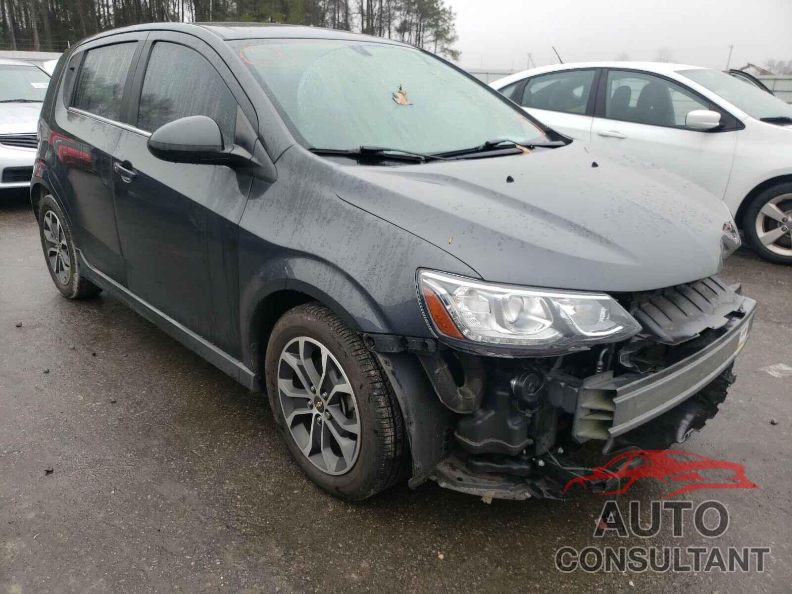 CHEVROLET SONIC 2017 - 1G1JD6SH5H4141707