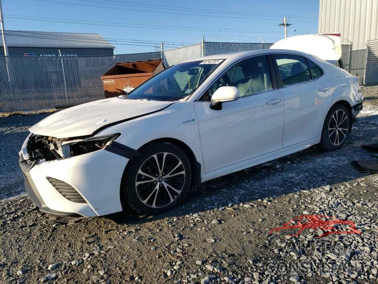 TOYOTA CAMRY 2018 - 4T1B21HK9JU508245