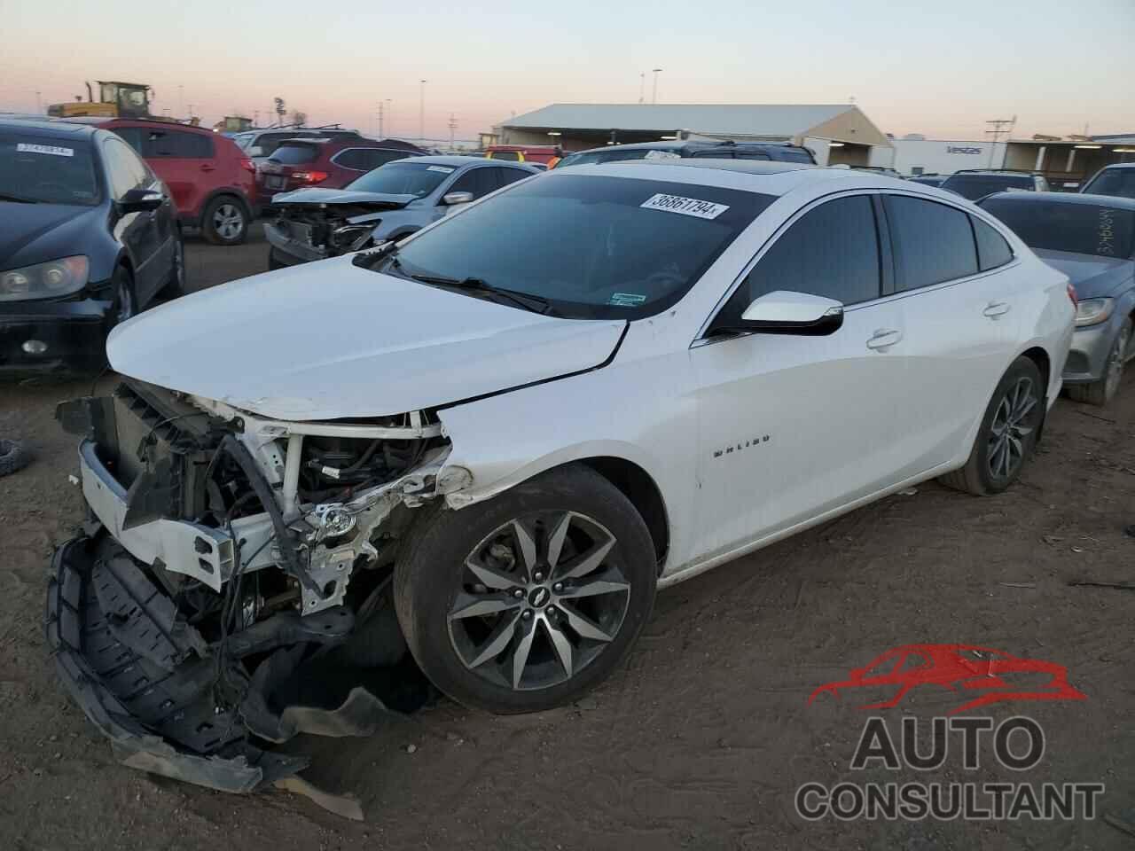 CHEVROLET MALIBU 2018 - 1G1ZD5ST2JF120082