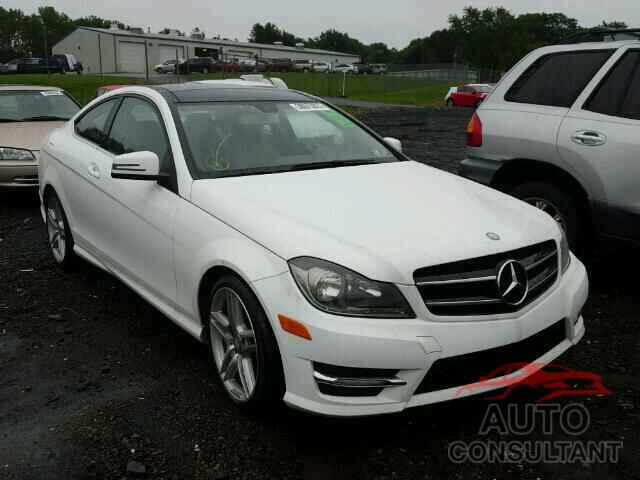 MERCEDES-BENZ C350 2015 - WDDGJ8JB5FG368545