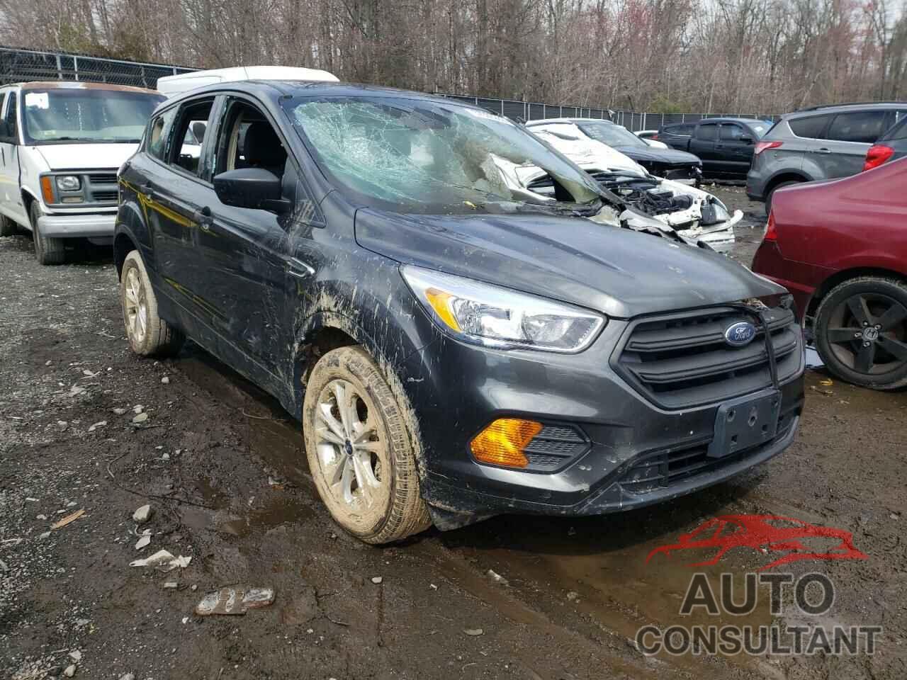 FORD ESCAPE 2017 - 1FMCU0F78HUC14207