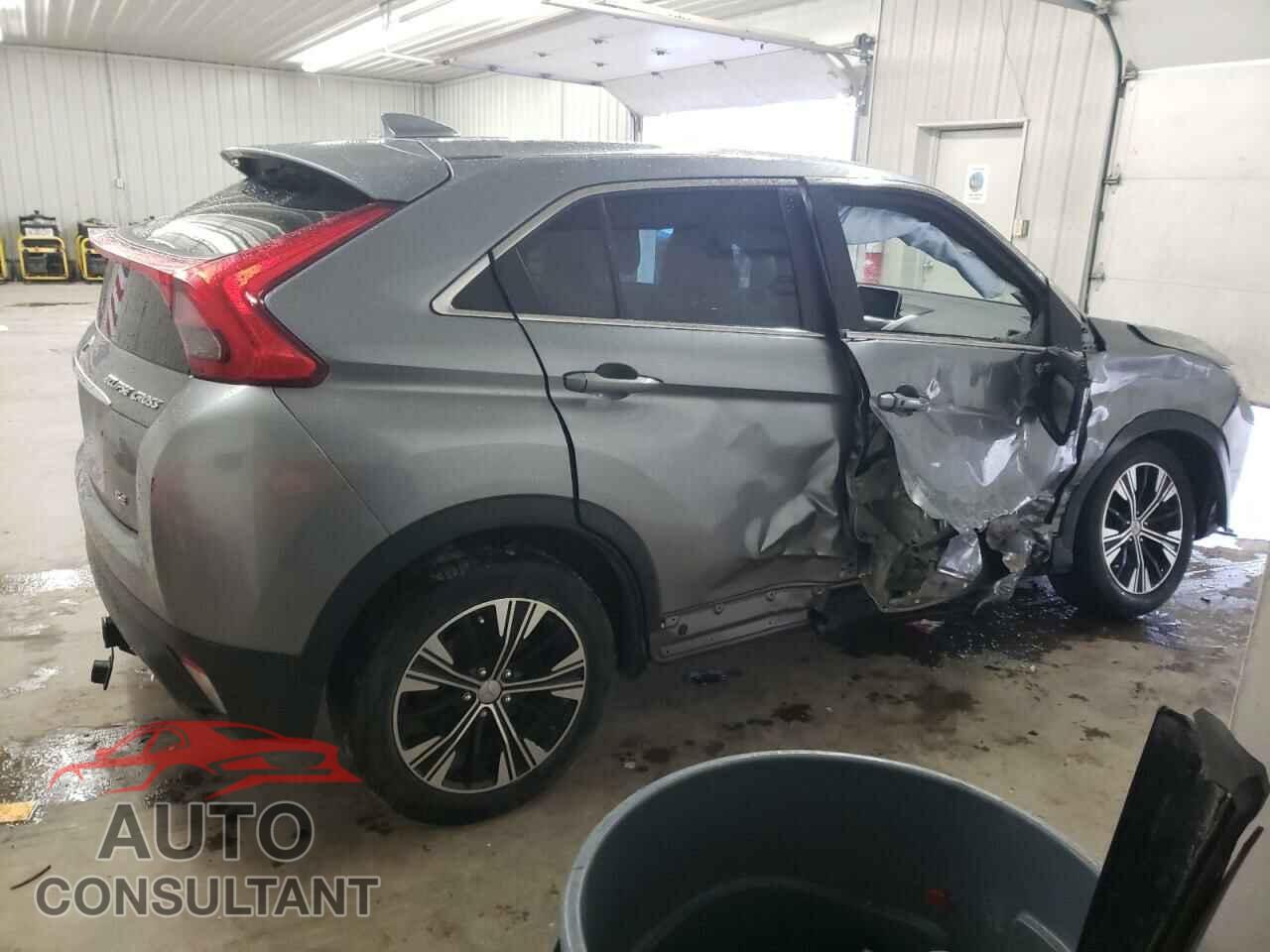 MITSUBISHI ECLIPSE 2018 - JA4AT5AA5JZ061870
