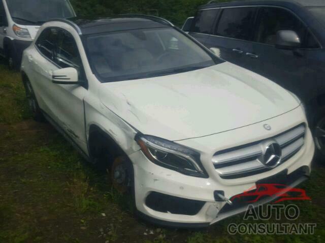 MERCEDES-BENZ GLA 250 2016 - WDCTG4EB3GJ210326