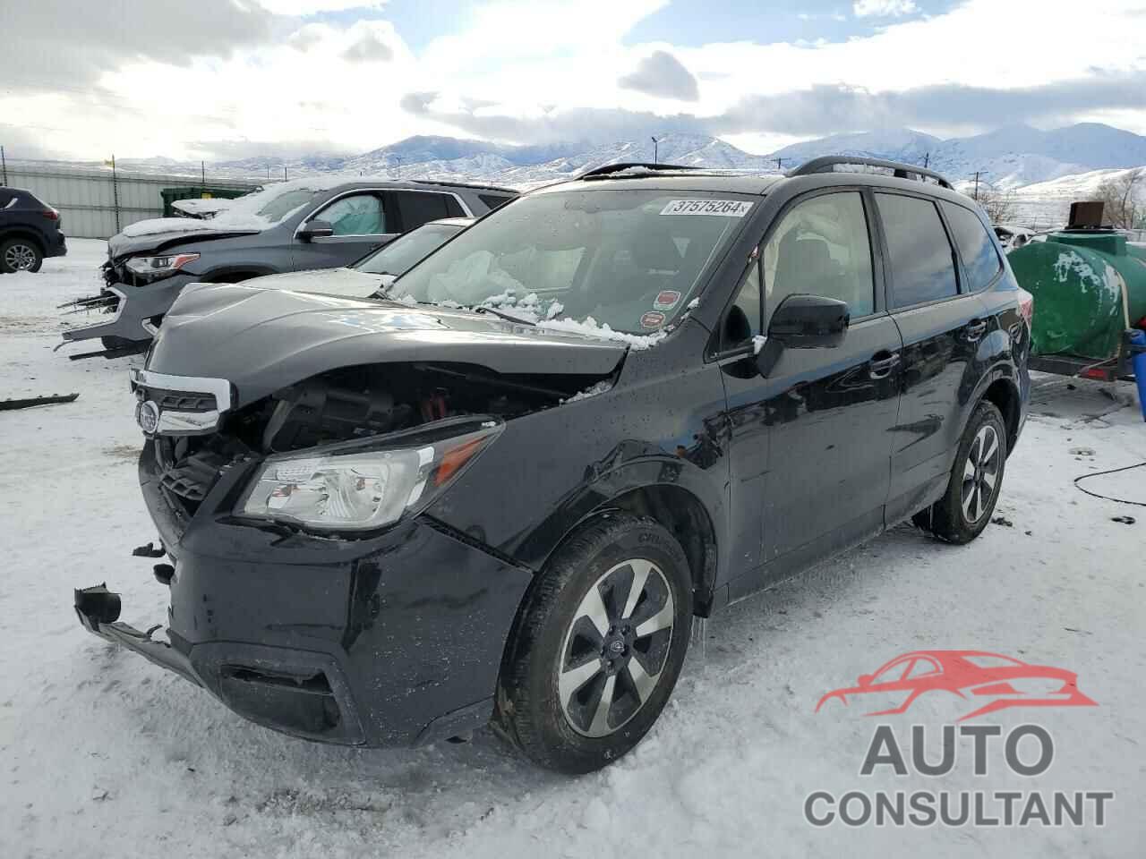 SUBARU FORESTER 2018 - JF2SJAEC4JH463889