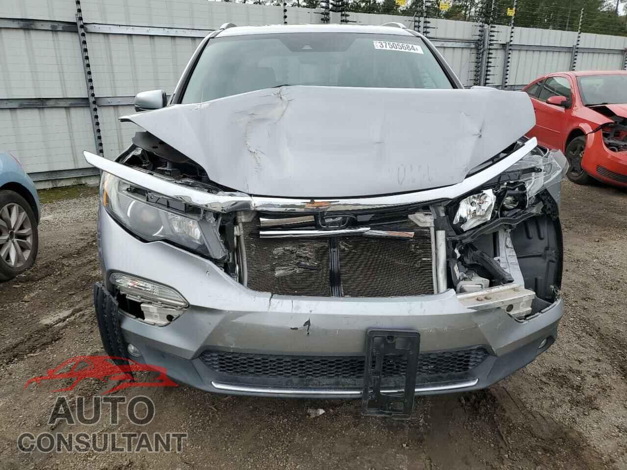 HONDA PILOT 2017 - 5FNYF5H96HB014080