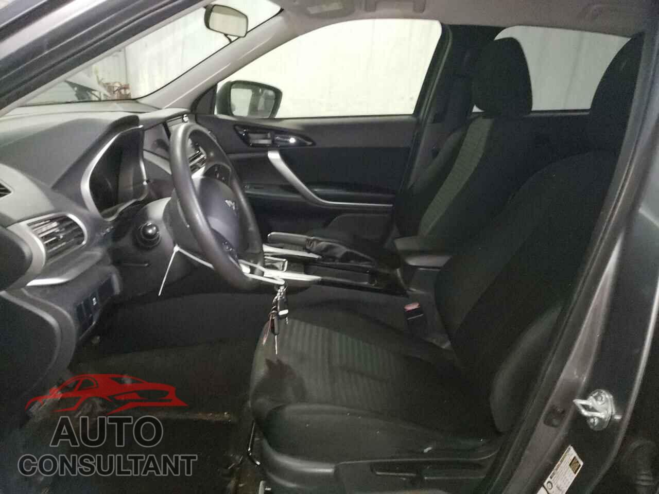MITSUBISHI ECLIPSE 2018 - JA4AT3AA2JZ066710