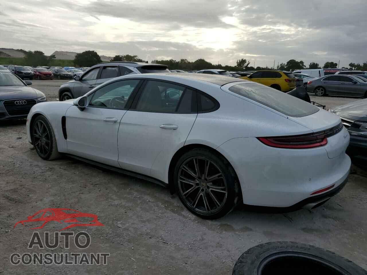 PORSCHE PANAMERA 2018 - WP0AA2A70JL101290