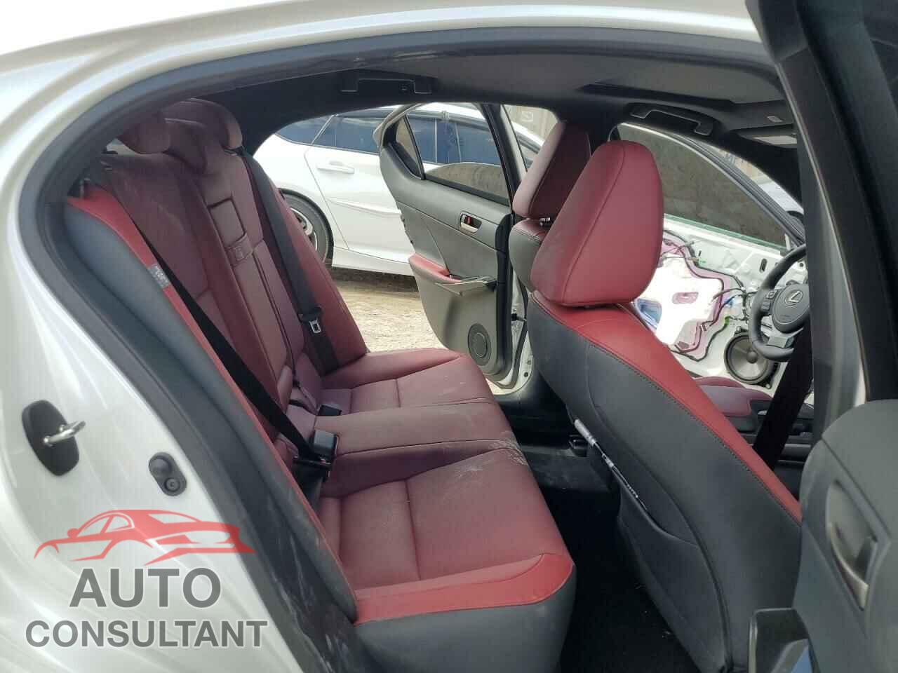 LEXUS IS 2023 - JTHCA1D22P5123418