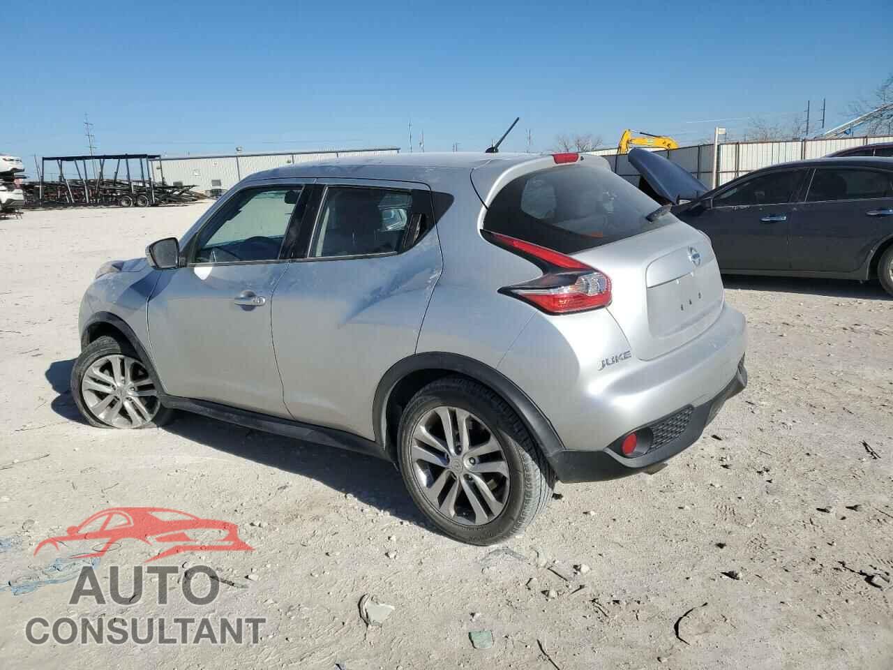 NISSAN JUKE 2017 - JN8AF5MR1HT702254