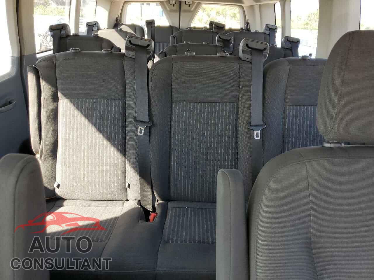 FORD TRANSIT 2017 - 1FBZX2ZM4HKA72618