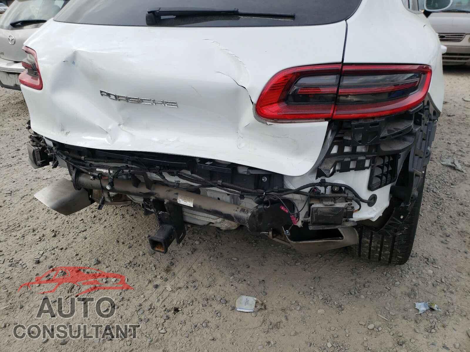 PORSCHE MACAN 2018 - WP1AA2A59JLB08350