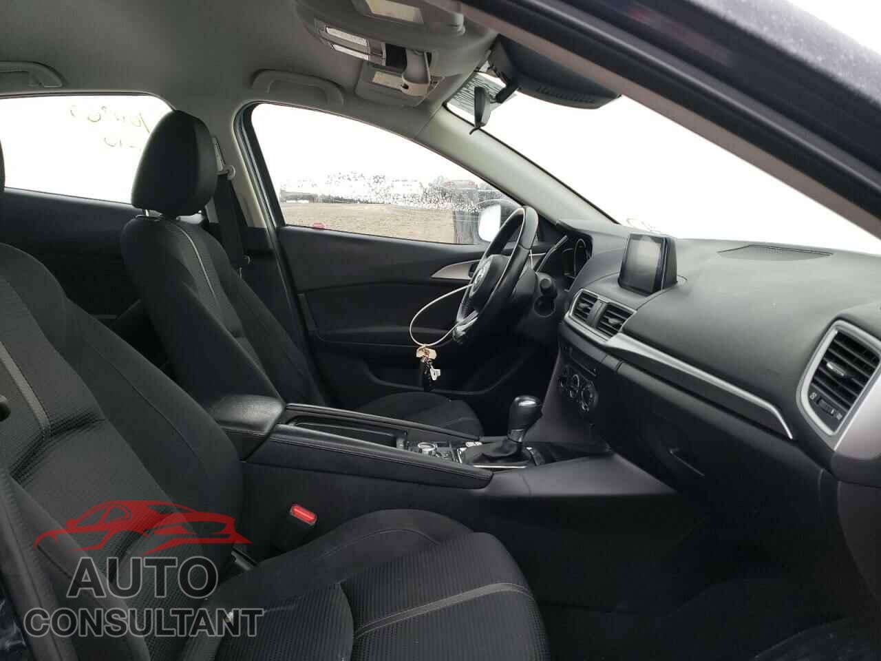 MAZDA 3 2017 - JM1BN1V73H1134495