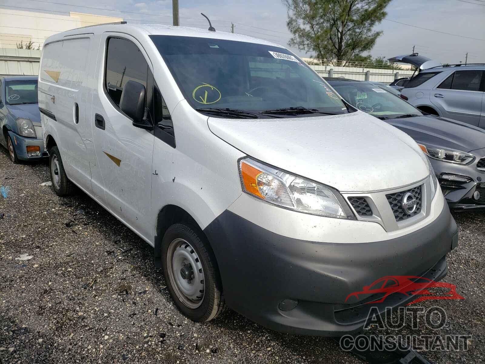 NISSAN NV 2018 - 3N6CM0KN1JK702023