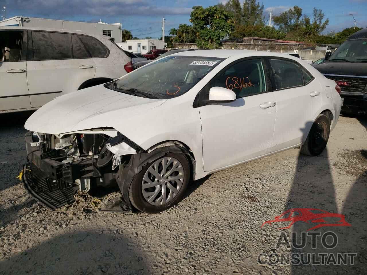 TOYOTA COROLLA 2018 - 2T1BURHE2JC037494