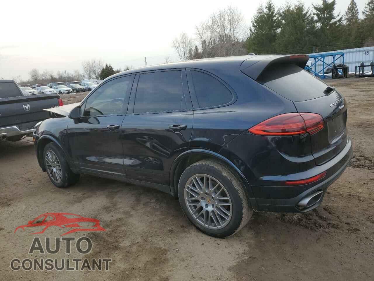 PORSCHE CAYENNE 2018 - WP1AA2A28JKA00295