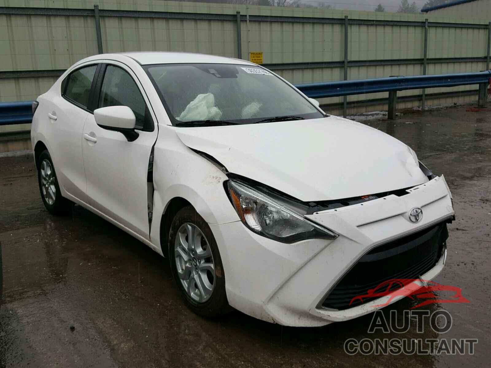 TOYOTA YARIS 2017 - 3MYDLBYV8HY159601