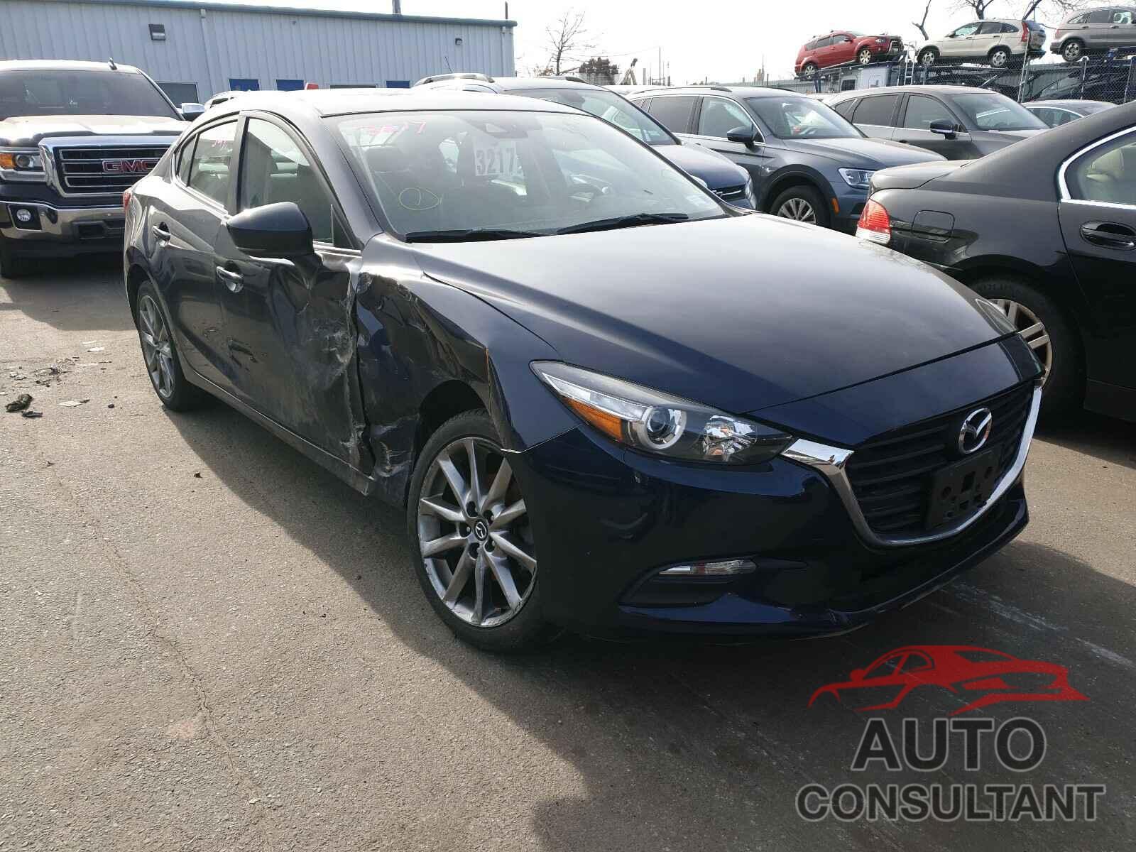 MAZDA 3 2018 - 3MZBN1V30JM232628