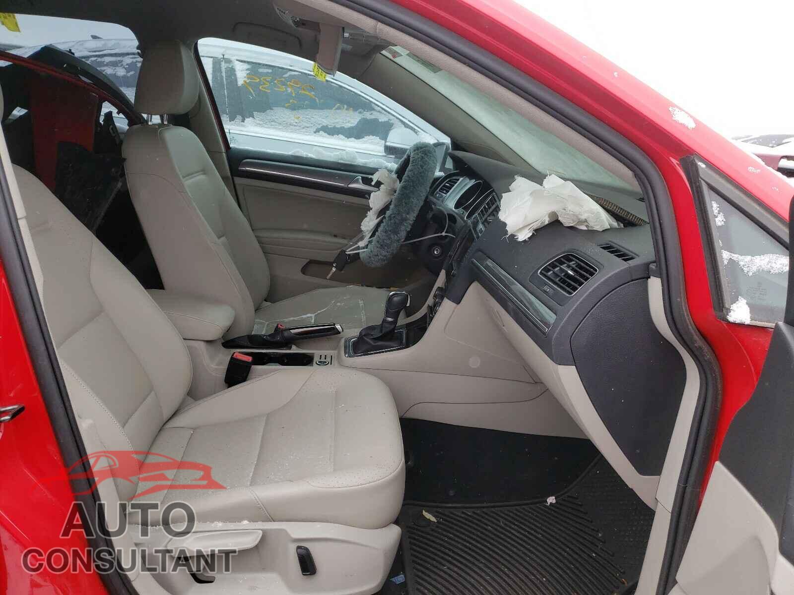 VOLKSWAGEN GOLF 2017 - 3VWH17AUXHM510341