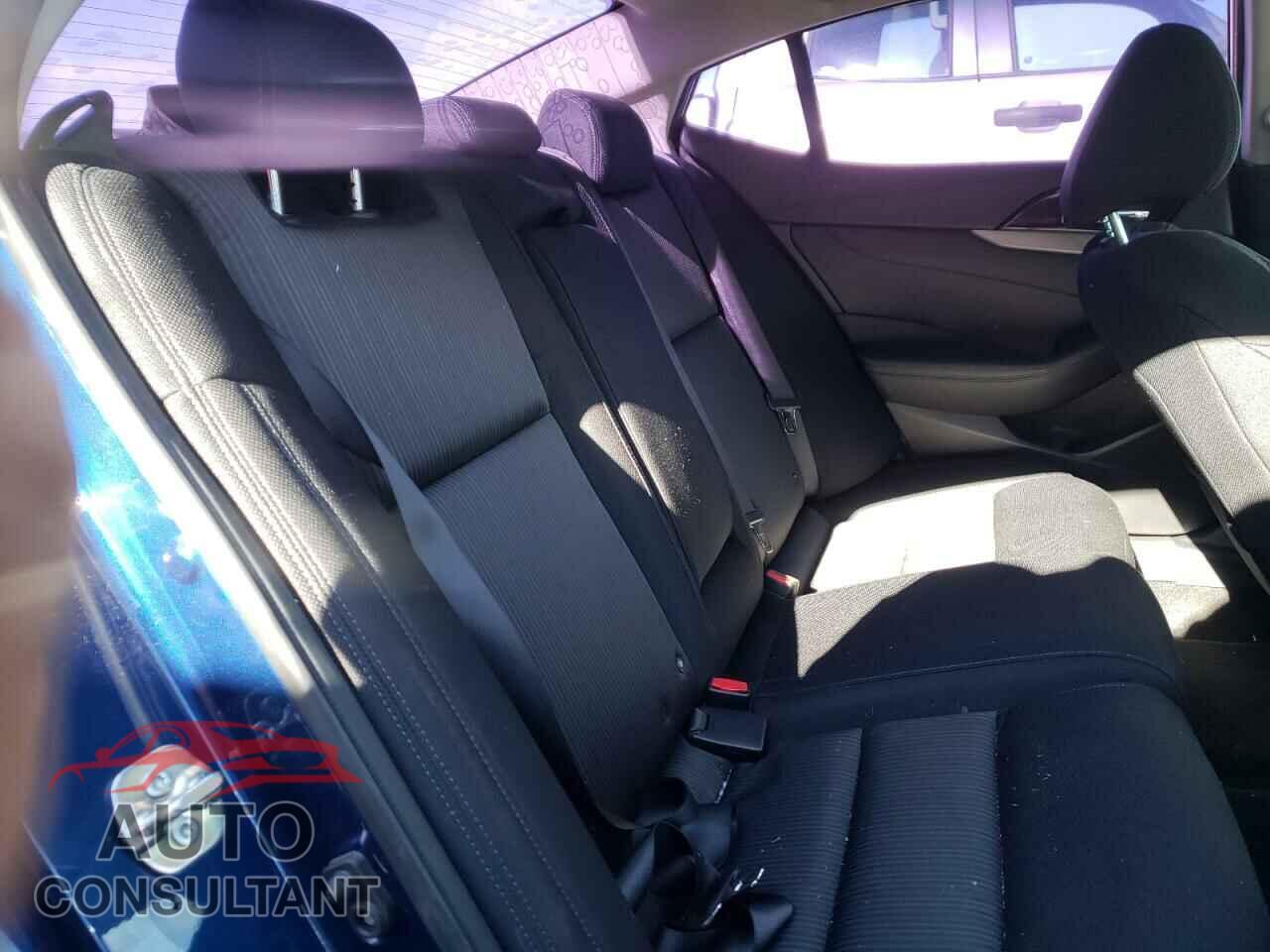 NISSAN MAXIMA 2017 - 1N4AA6AP6HC421060