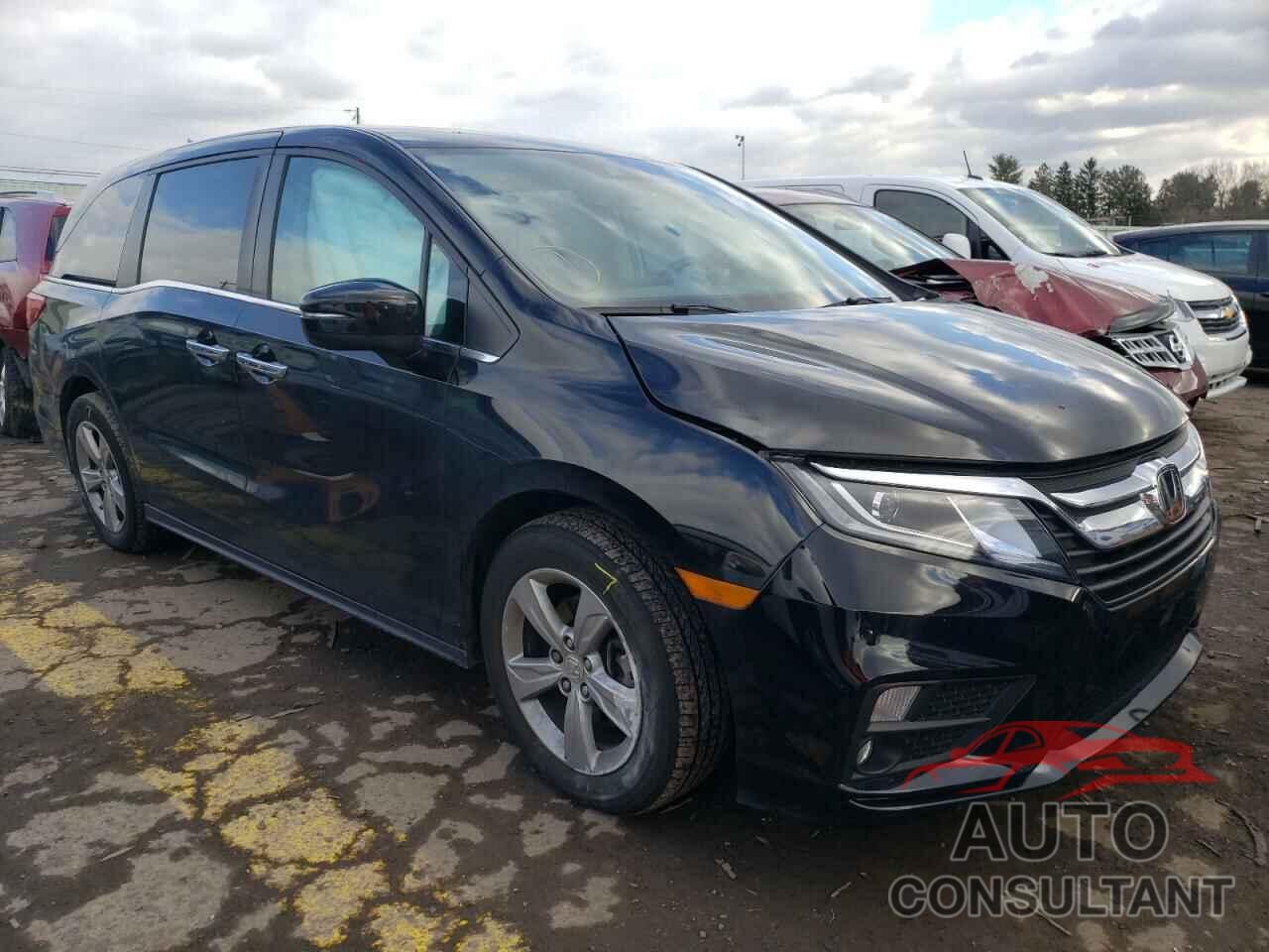 HONDA ODYSSEY 2018 - 5FNRL6H71JB071634