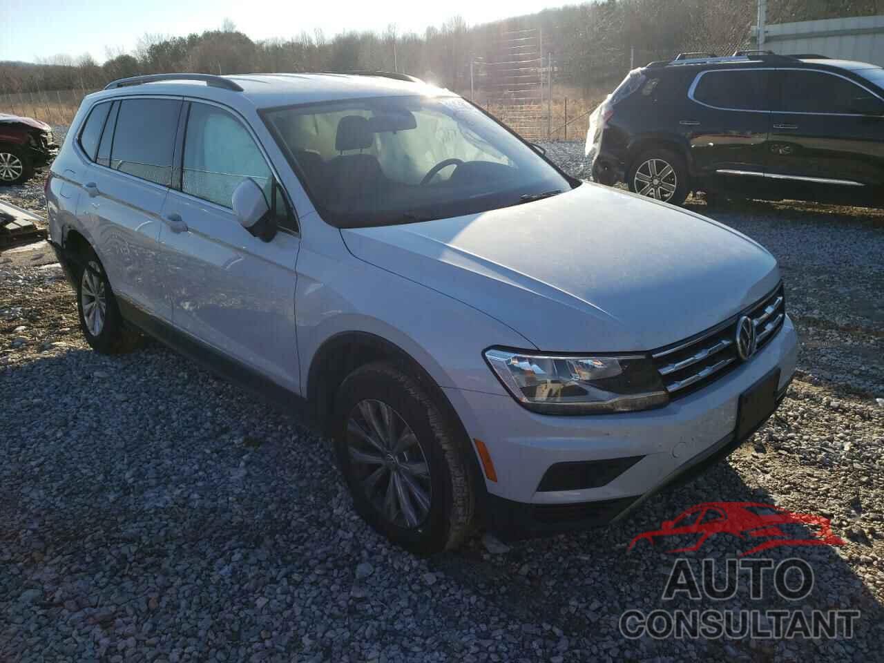 VOLKSWAGEN TIGUAN 2018 - 3VV3B7AX3JM108818