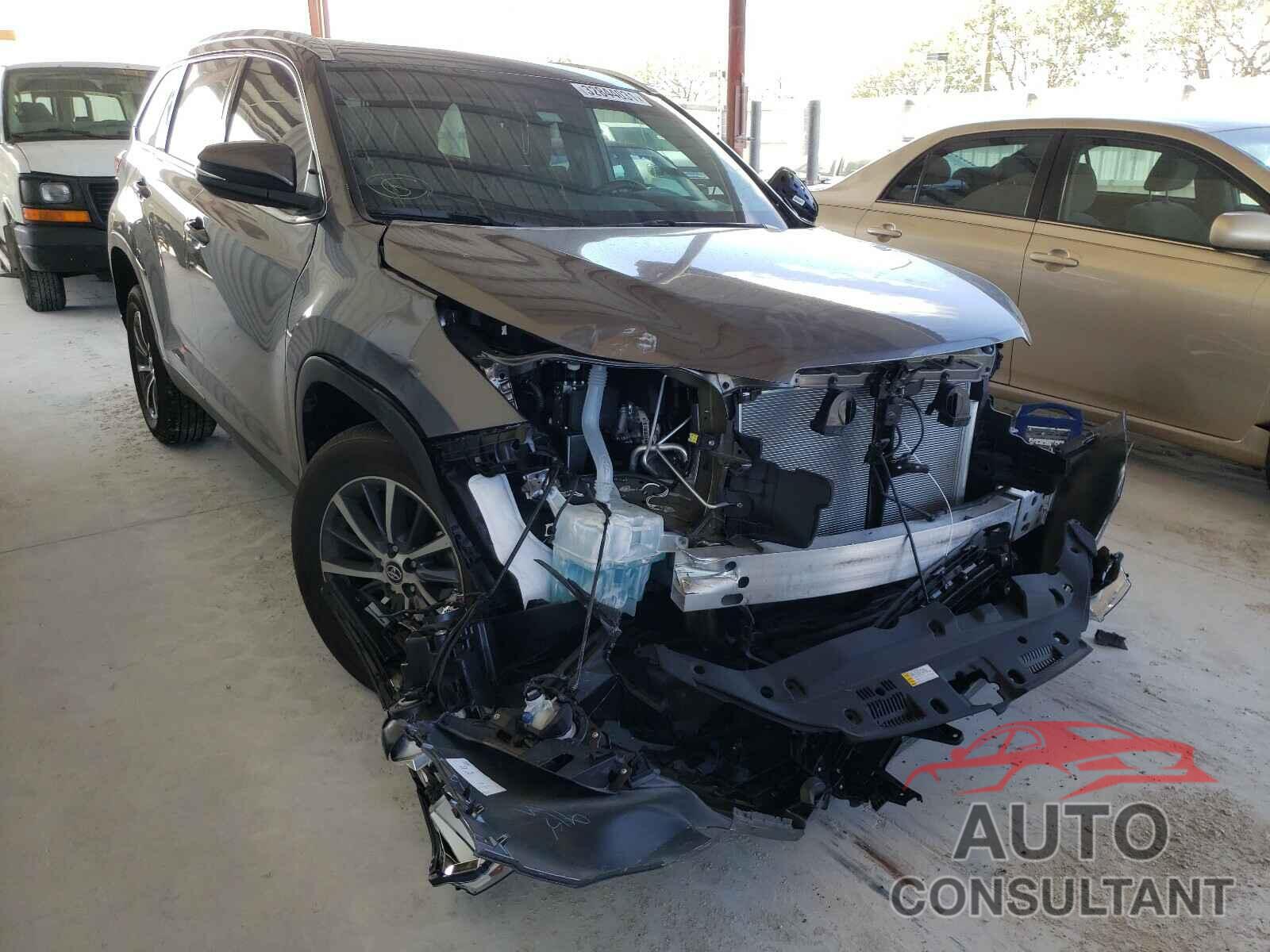 TOYOTA HIGHLANDER 2019 - 5TDKZRFH6KS571752