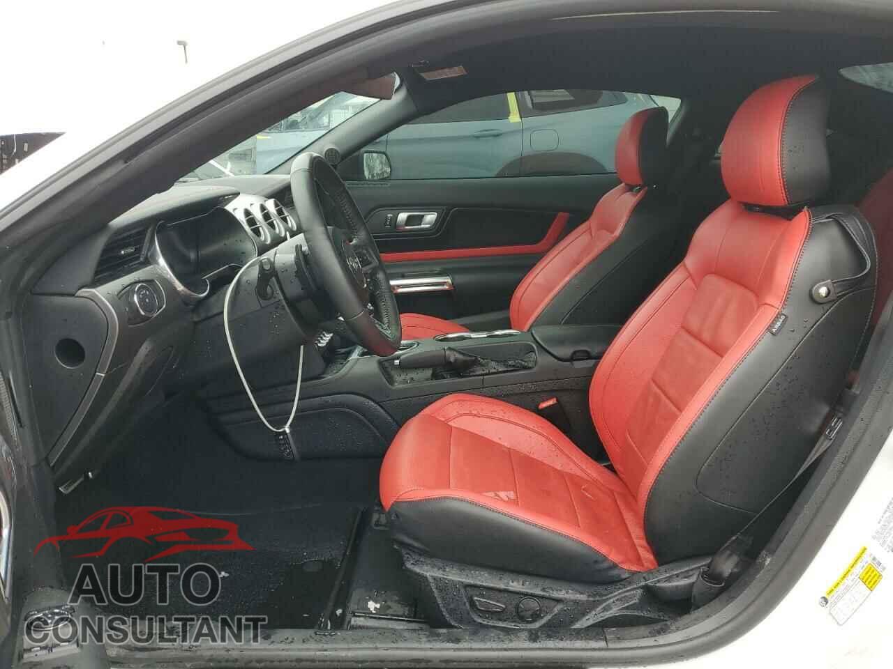 FORD MUSTANG 2022 - 1FA6P8TH2N5113471