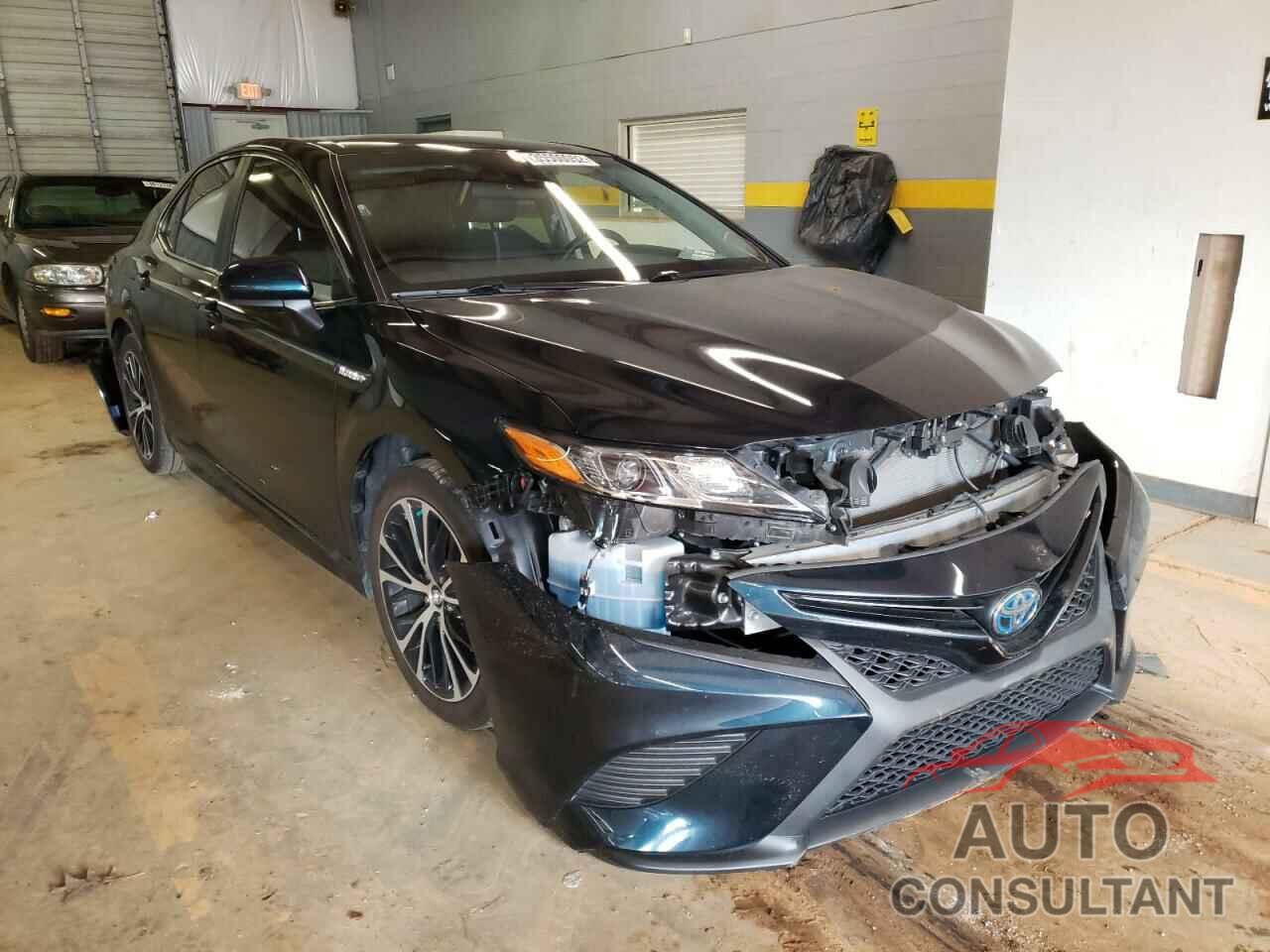 TOYOTA CAMRY 2019 - 4T1B21HK2KU012799
