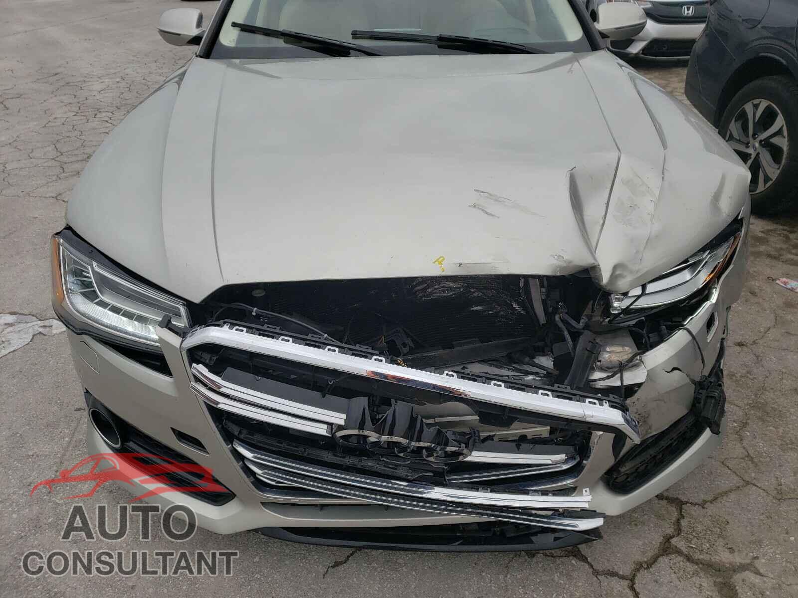 AUDI A8 2016 - WAU43AFD1GN005677