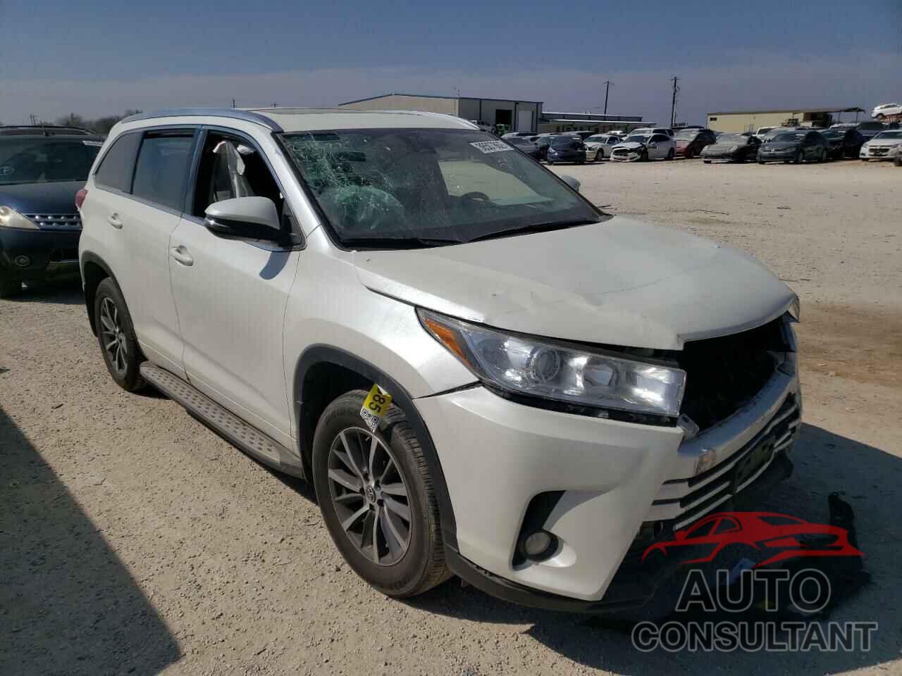 TOYOTA HIGHLANDER 2017 - 5TDKZRFH9HS513286
