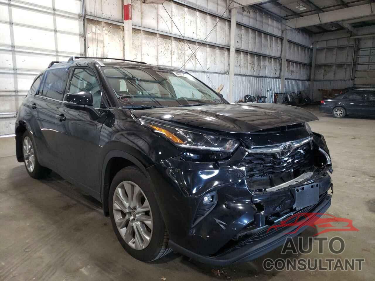 TOYOTA HIGHLANDER 2021 - 5TDDZRBH8MS138581