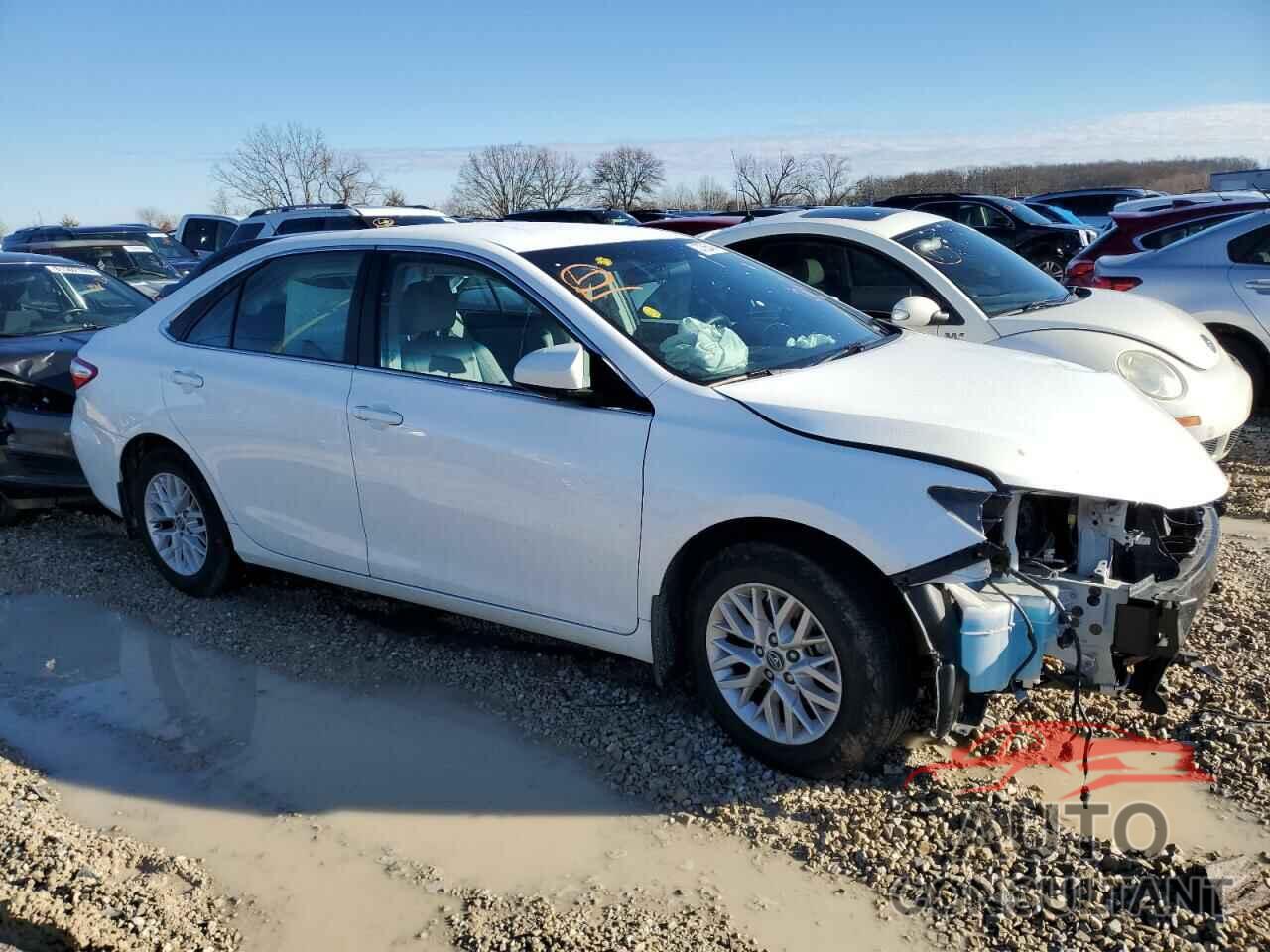 TOYOTA CAMRY 2016 - 4T4BF1FK3GR579995