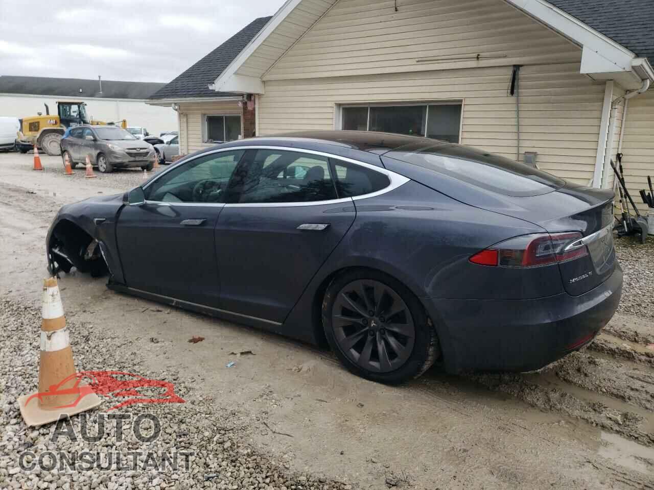 TESLA MODEL S 2017 - 5YJSA1E2XHF215615