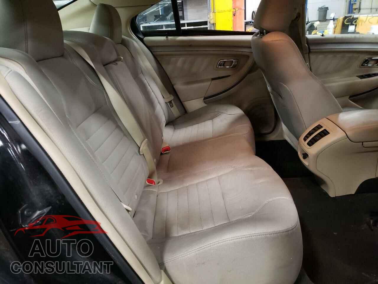 FORD TAURUS 2016 - 1FAHP2D82GG105706