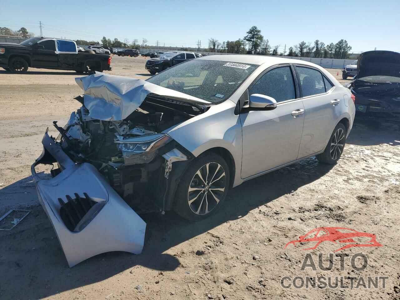 TOYOTA COROLLA 2017 - 5YFBURHE8HP679907
