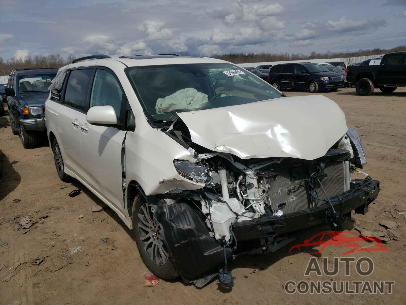 TOYOTA SIENNA 2019 - 5TDYZ3DC9KS017961