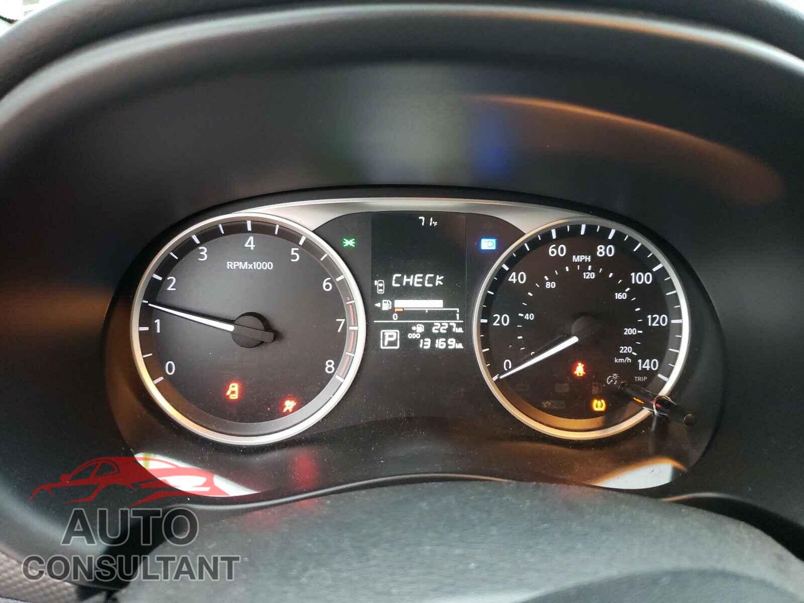 NISSAN KICKS 2019 - 3N1CP5CU3KL559040