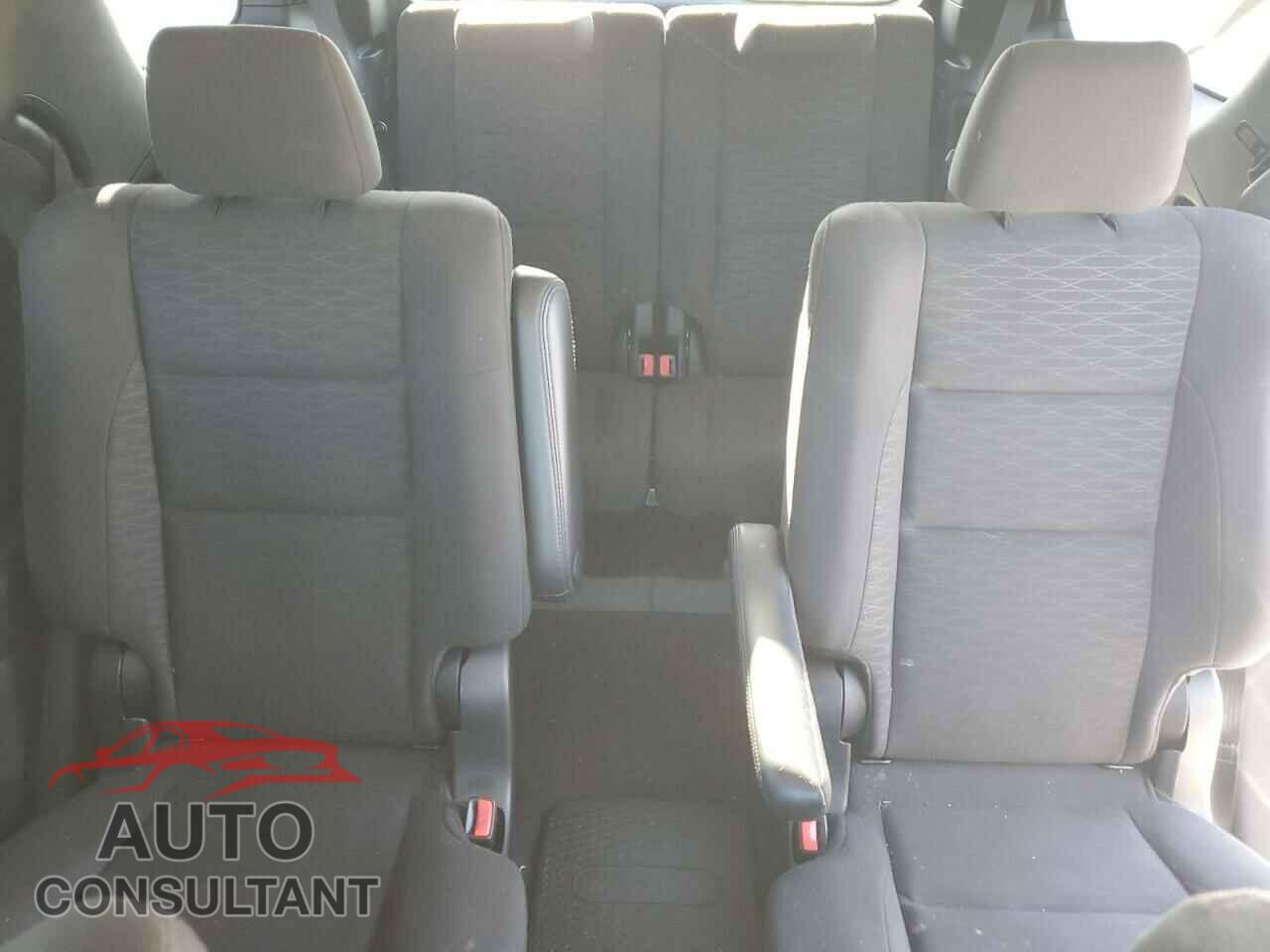 DODGE DURANGO 2018 - 1C4RDHAG1JC186136
