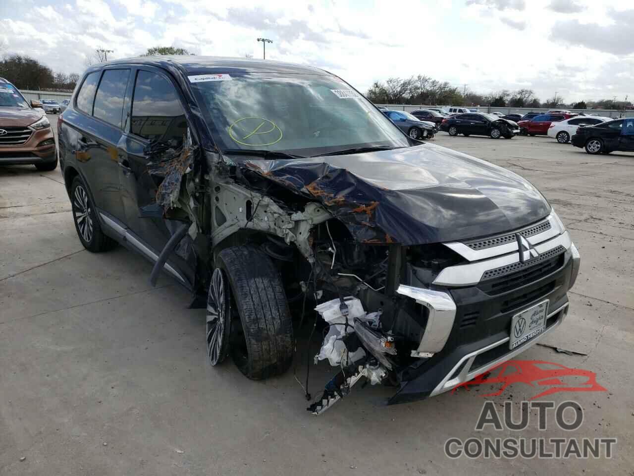 MITSUBISHI OUTLANDER 2019 - JA4AZ3A35KZ011735