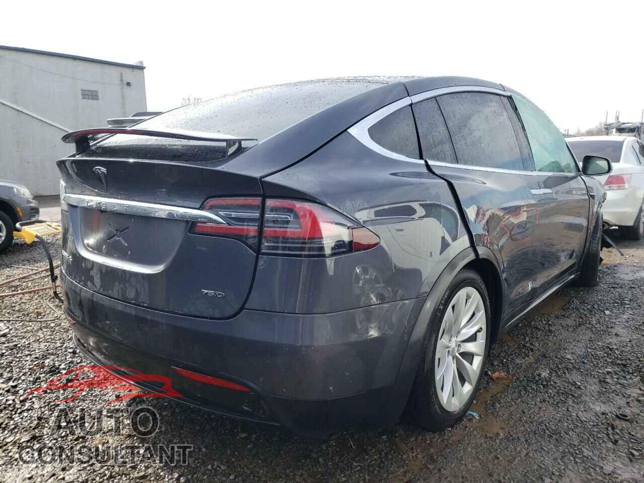 TESLA MODEL X 2018 - 5YJXCAE24JF123986